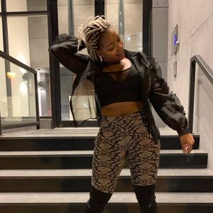 Meet your Posher, Joanna